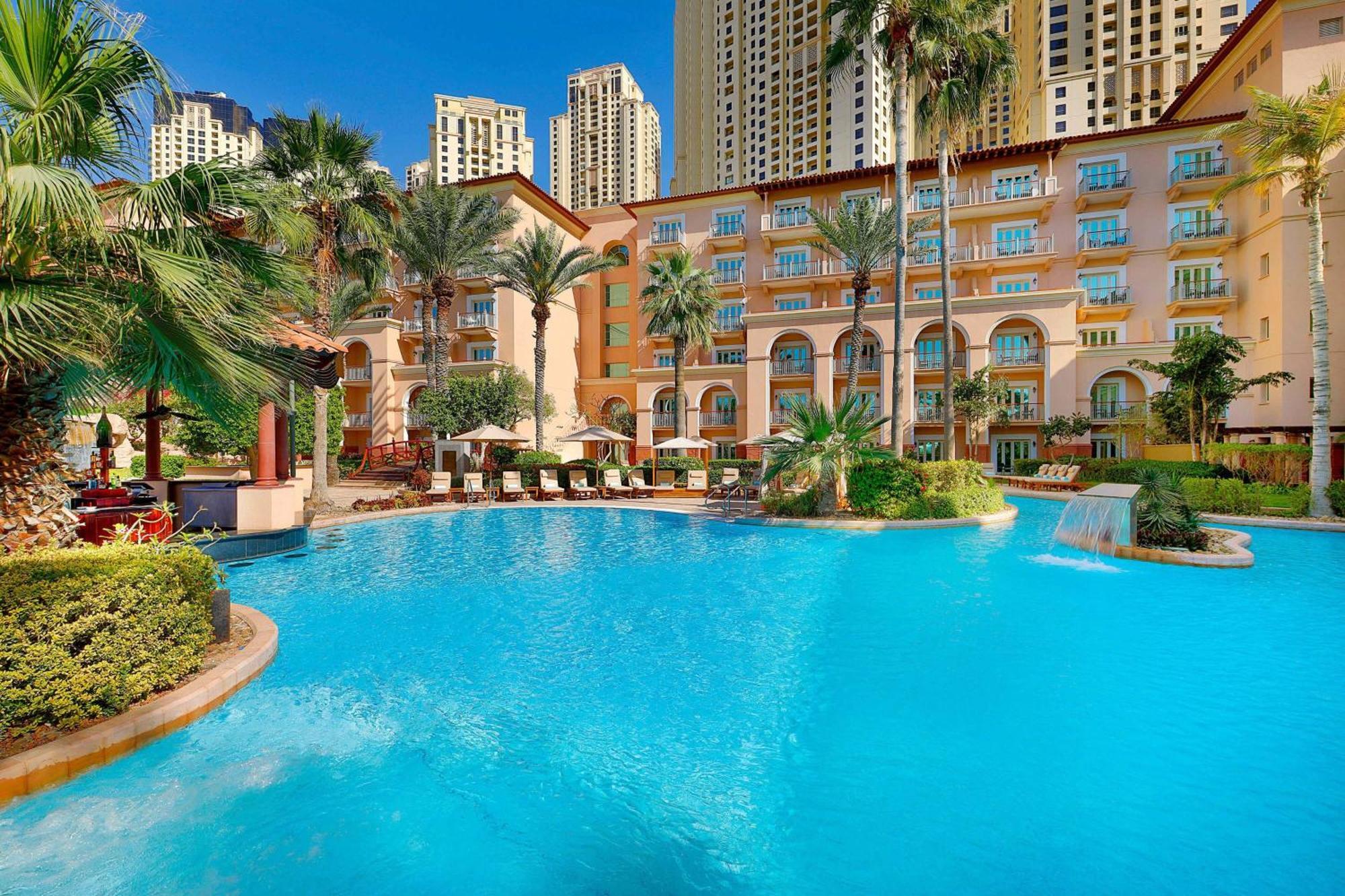 The Ritz-carlton, Курортный комплекс 5*