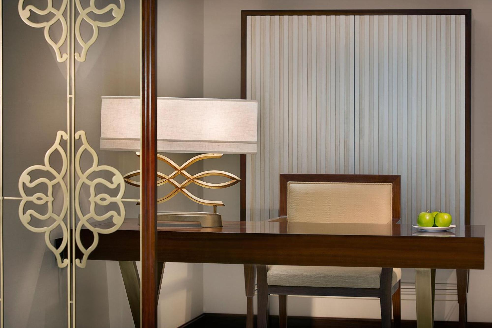 The Ritz-carlton, Station touristique 5*