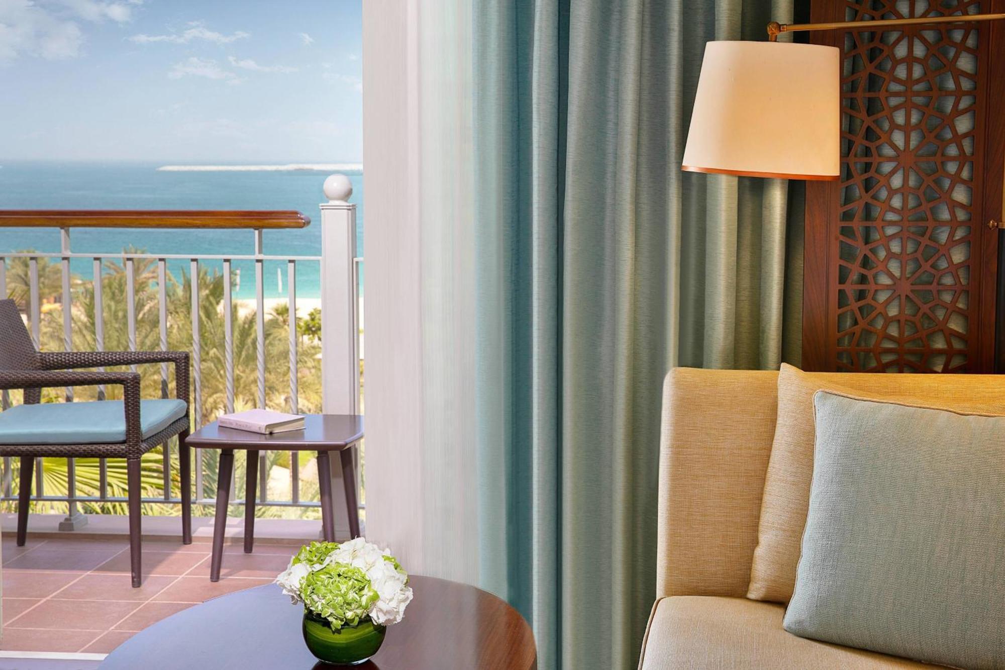 Курортный комплекс The Ritz-carlton, Дубай