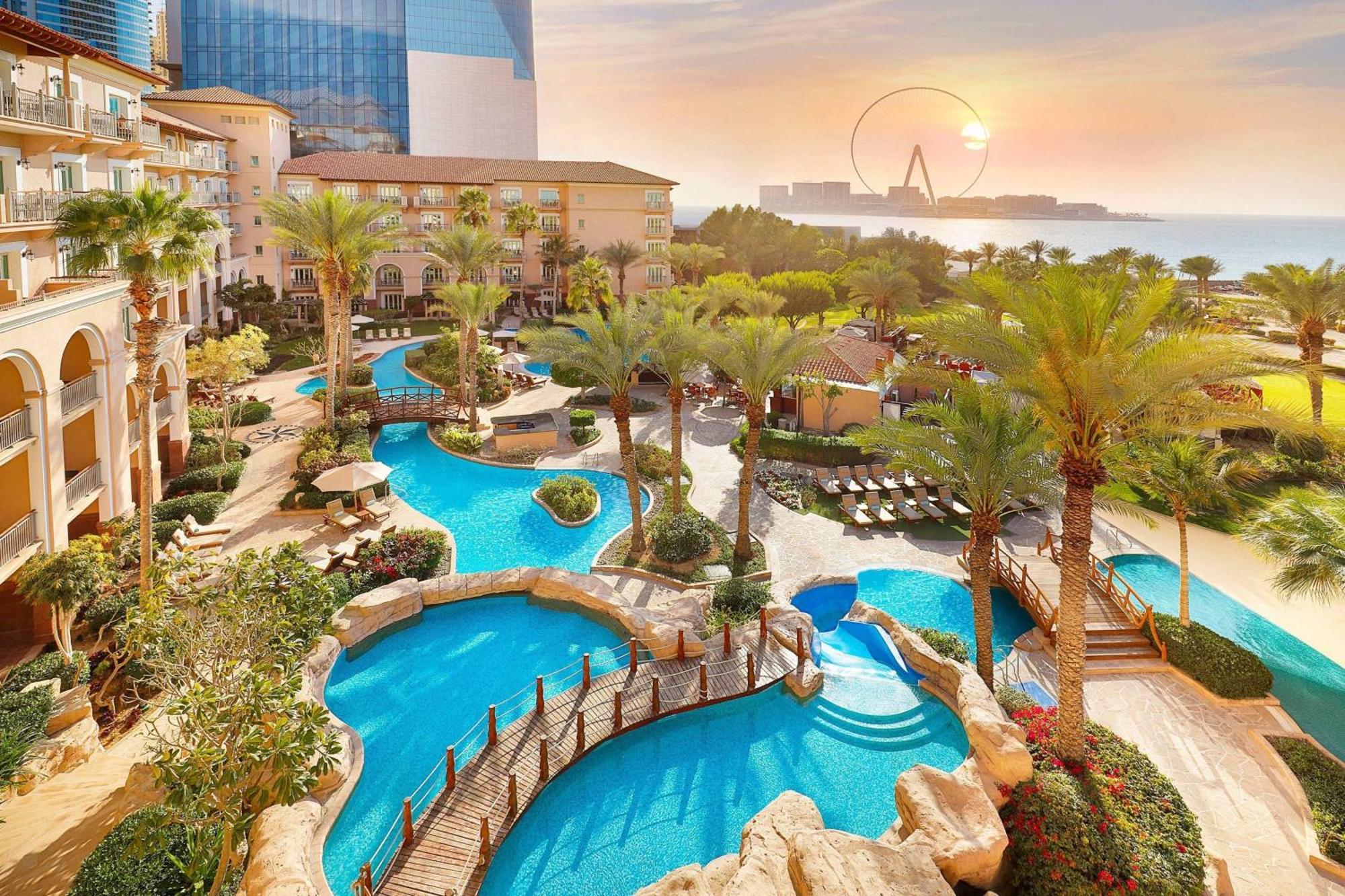 The Ritz-carlton, Курортный комплекс 5*